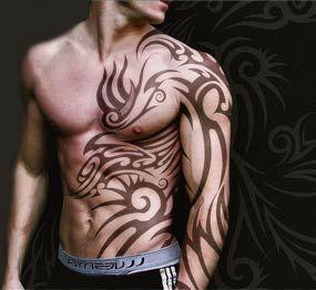 Tatuajele văzute de români: Artă sau imitaţie?