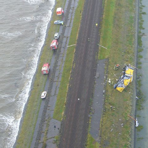 Germania: Un camion luat de vânt a provocat un accident mortal