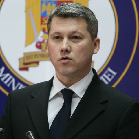 Predoiu consideră că problemele magistraţilor sunt rezolvate şi a cerut întreruperea protestelor