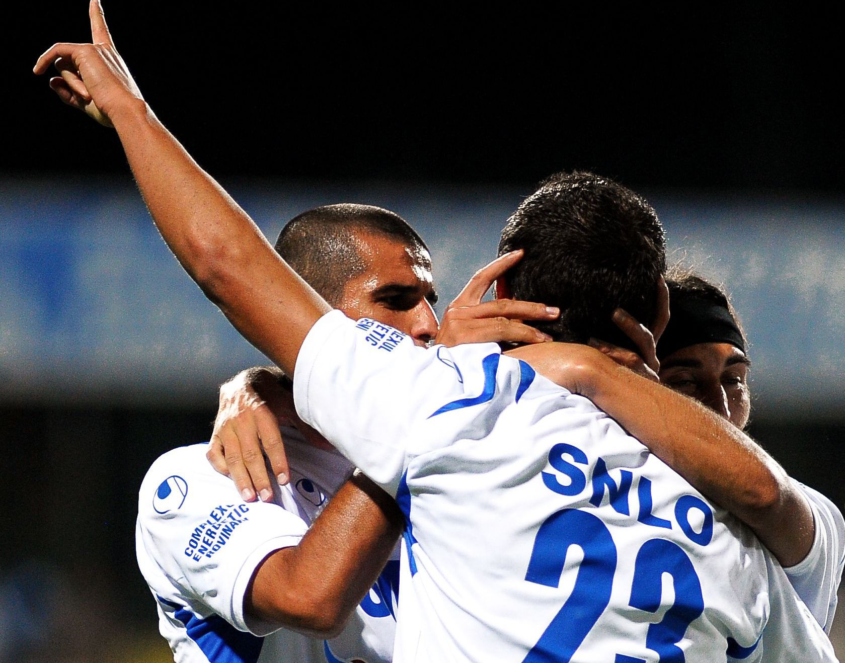 Minerii lui Condescu i-au mai dat un şut CFR-ului