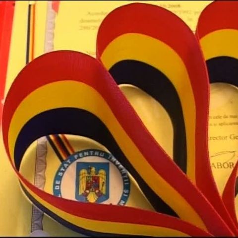 Un hunedorean a primit certificat OSIM pentru producerea de cocarde tricolore