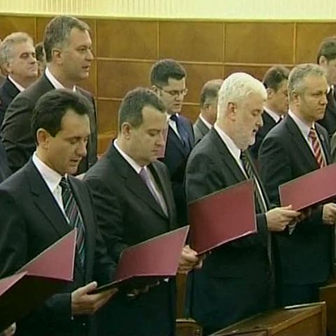 Serbia, la un pas de a se confrunta cu greve de proporţii
