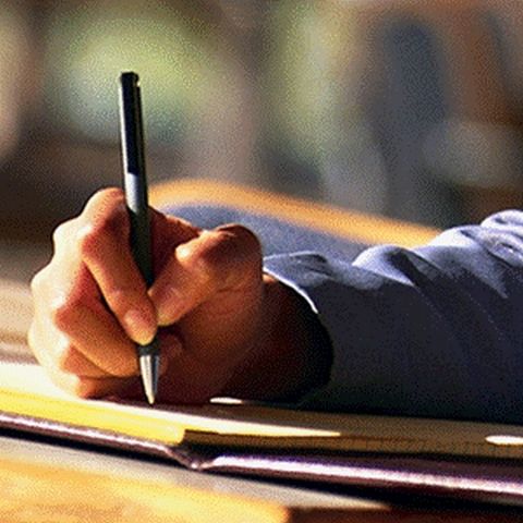 Minciunile ar putea fi detectate în funcţie de felul în care scriem