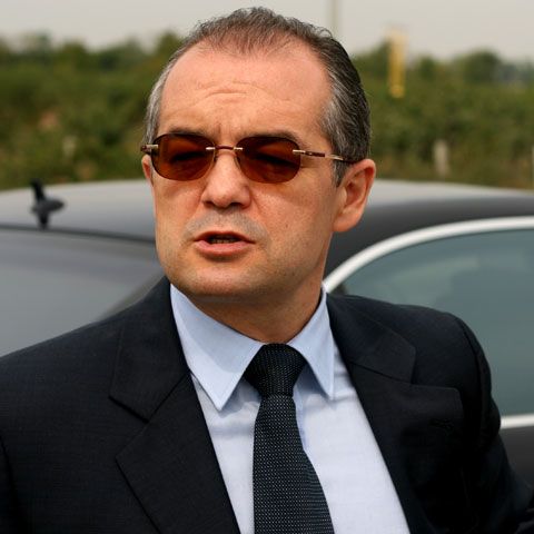 Emil Boc: "Aş fi ipocrit să vă spun că nu am discutat cu Băsescu despre candidatură, dar decizia îi aparţine"