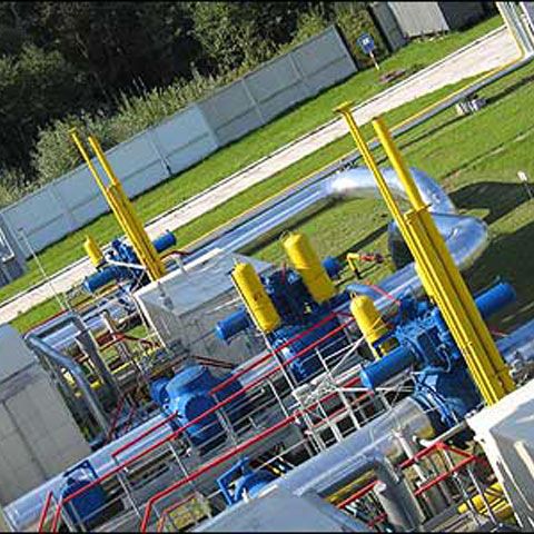  Ucraina şi-ar putea revizui contractele de gaz cu Rusia, a anunţat Iuşcenko