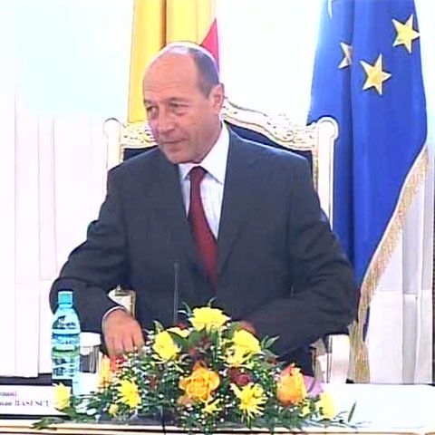 Băsescu susţine ideea unui Pact Naţional pentru protecţie socială, pe modelul celui pentru Educaţie