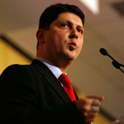 Titus Corlăţean: România ar putea anula pe termen scurt obligativitatea celor 500 de euro pentru moldoveni