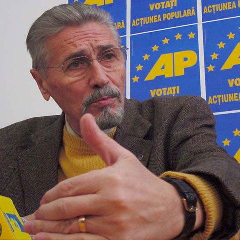 Emil Constantinescu: Acest referendum este fără sens. Oamenilor li se sugerează că se va produce o schimbare rapidă