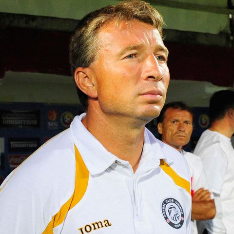 Dan Petrescu: Acum ne-a mai trecut supărarea şi avem încredere înaintea meciului cu Stuttgart