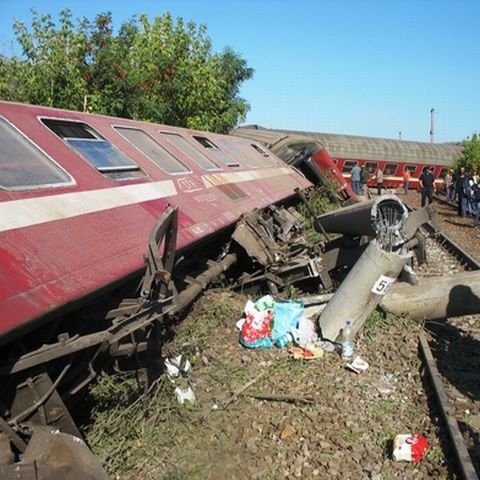 Două persoane au provocat deraierea trenului din Dolj