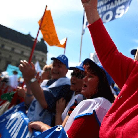 Federaţia "Spiru Haret" a cerut ca Boc, Pogea şi Sârbu "să se autodemită" din funcţie