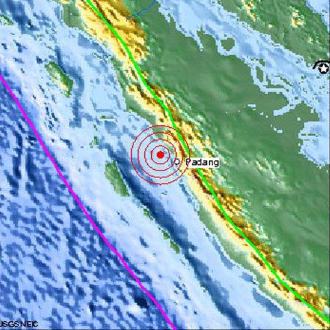 Un seism de 7,9 pe Richter s-a produs în zona insulei Sumatra