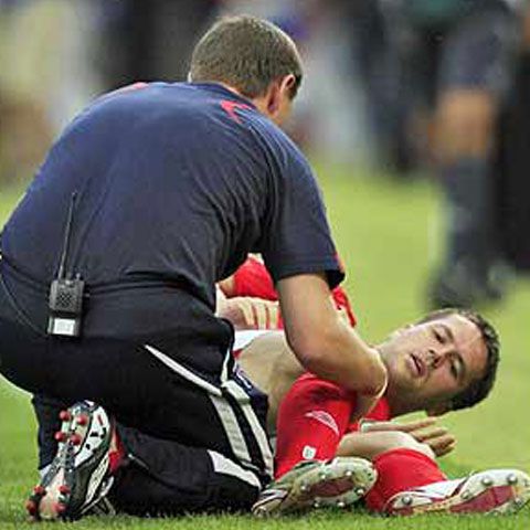 Owen s-a accidentat în partida cu Wolfsburg şi va lipsi cel puţin două săptămâni