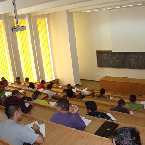 Boc vrea să demareze procesul de ierarhizare a universităţilor din România 