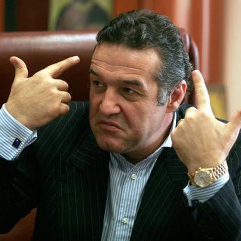 Gigi Becali candidează la preşedinţie: Eu pe dracu' în paşapoartele mele nu-l bag, nu vreau cazinouri şi sexy cluburi!