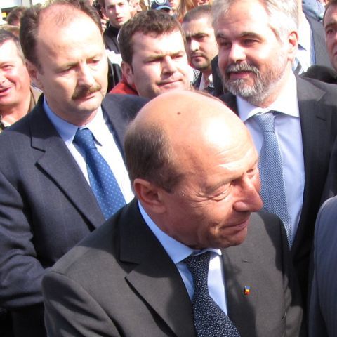 Presa străină a comentat anunţul lui Traian Băsescu de candidatură la Cotroceni