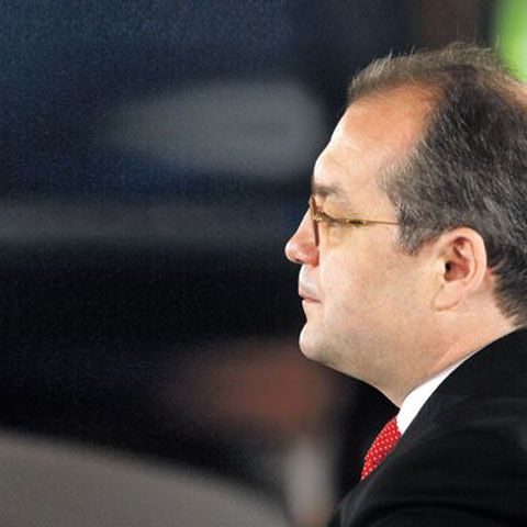Veniturile se vor reduce cu 30 de procente pentru 300.000 de liber-profesionişti 