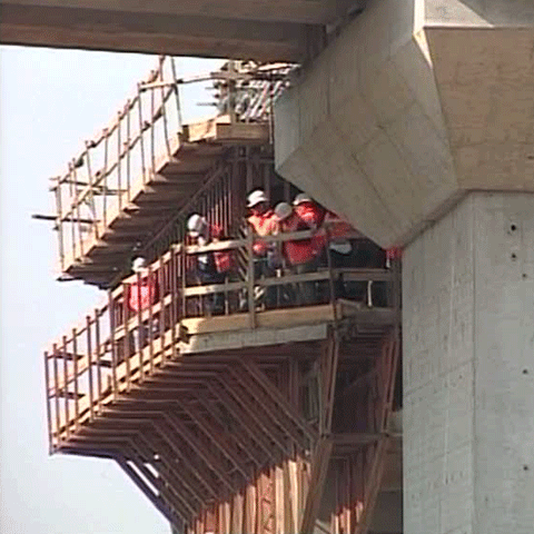 Bechtel a suspendat lucrările în zonele unde au avut loc două accidente de muncă mortale