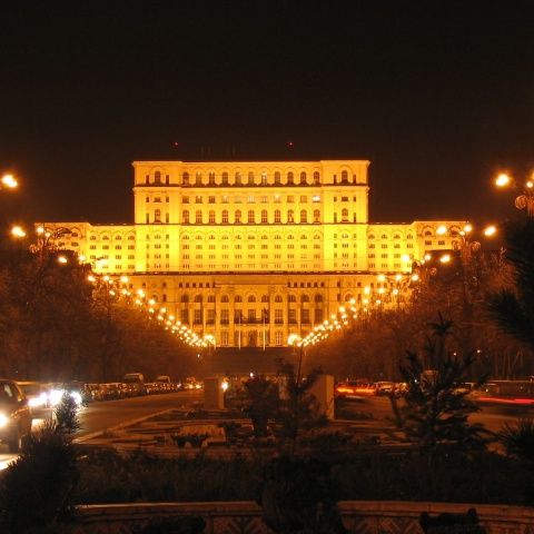 DINASTIILE: Finul e la putere în politica românească