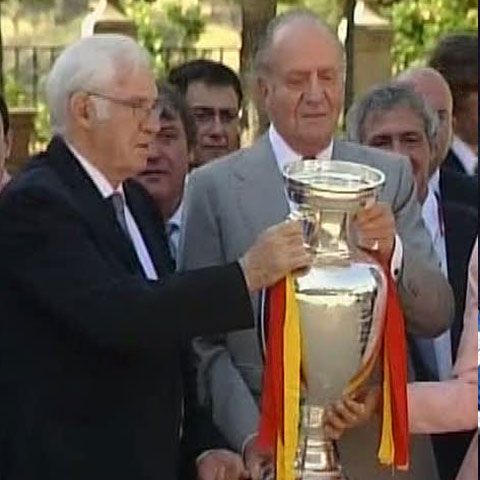 Federaţia Spaniolă de Fotbal îşi serbează centenarul la 96 de ani de la înfiinţare  