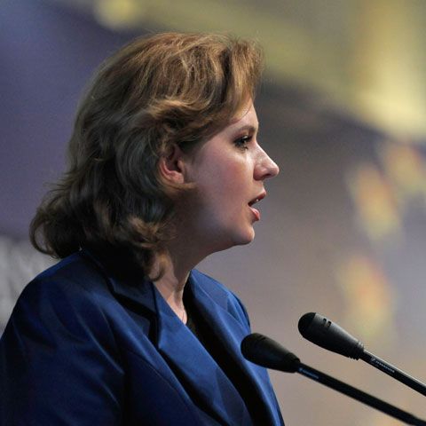 Anastase susţine că dacă va fi suspendată, Năstase ar putea prelua temporar atribuţiile de preşedinte