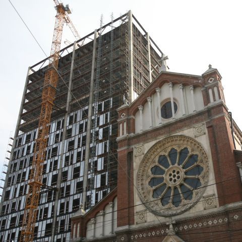 Paleologu: Cathedral Plaza nu se construia fără insistenţele Arhiepiscopului Ioan Robu