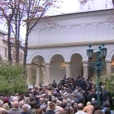 Preşedinţia a precizat că Traian Băsescu nu apare drept ctitor al Bisericii Cotroceni
