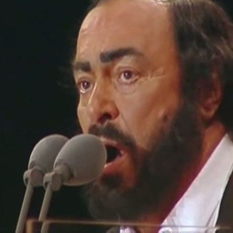 Luni s-a sărbătorit data naşterii lui Luciano Pavarotti