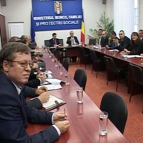 Sindicatele au acuzat patronatele că boicotează negocierile legate de salariului minim pe economie