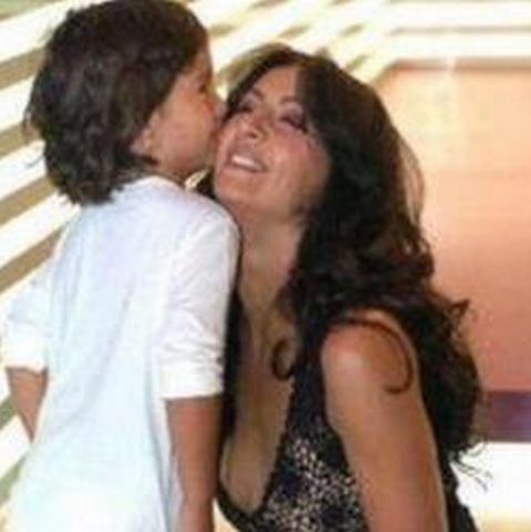 După ce a părăsit România dezamăgită de "presa jegoasă", Mihaela Rădulescu se întoarce în ţară pentru Ayan