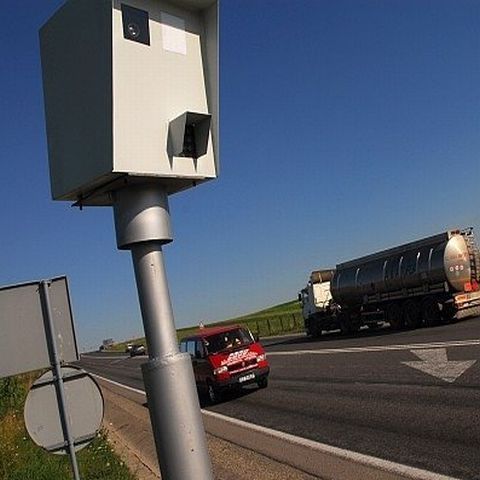 Prefectul de Timiş cere sancţionarea directorului unui spital, prins cu 110 km/h de radarul poliţiei