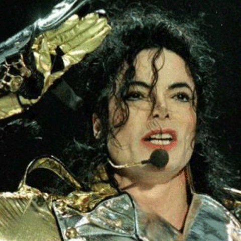 Michael Jackson are cinci nominalizări la American Music Awards