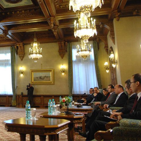 PD-L a trimis la Cotroceni propunerea pentru şefia Executivului