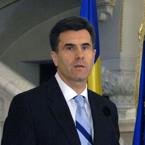 President Traian Basescu appoints Lucian Croitoru for the prime-minister seat