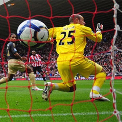 Interzis cu baloane la Liverpool!