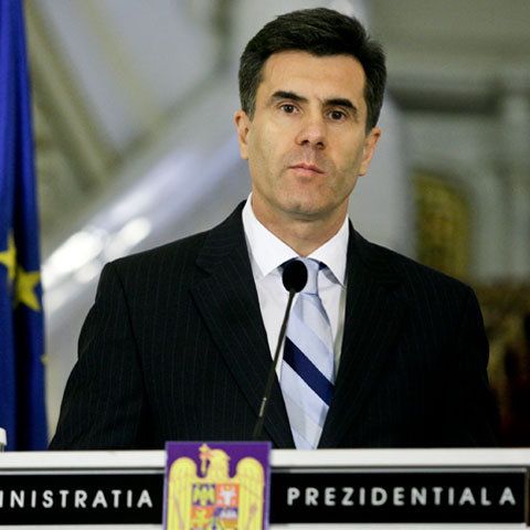 Liderii PD-L s-au întâlnit, vineri, cu Emil Boc, la Palatul Victoria