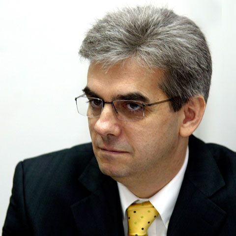 Nicolăescu: Premierul desemnat e un pion, îl vom dovedi prin votul Parlamentului