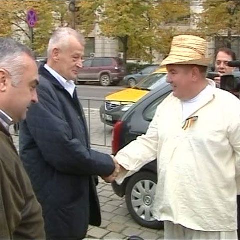 Oprescu: Autostrada suspendată o să treacă peste casa lui Băsescu din strada Mihăileanu