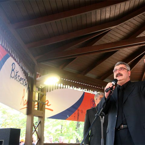 PD-L vă prezintă ştirile Etno TV  