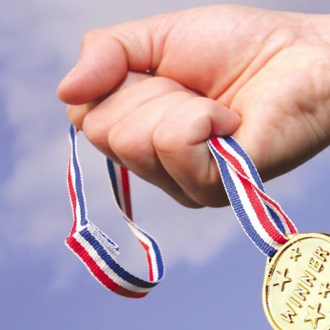 Aur pentru elevii români la Olimpiada Internaţională de Astronomie şi Astrofizică