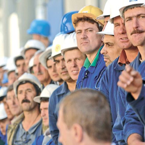 Românii din Italia s-ar întoarce în ţară, dar nu ca să lucreze la patron, ci pentru propriile afaceri