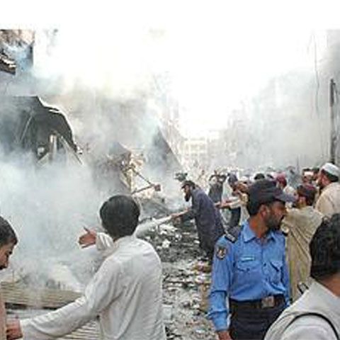 105 morţi în atentatul de miercuri din Pakistan