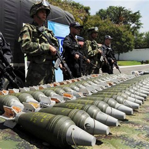 SUA şi Columbia au semnat un acord militar controversat