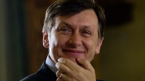 Postac de serviciu în numele lui Crin