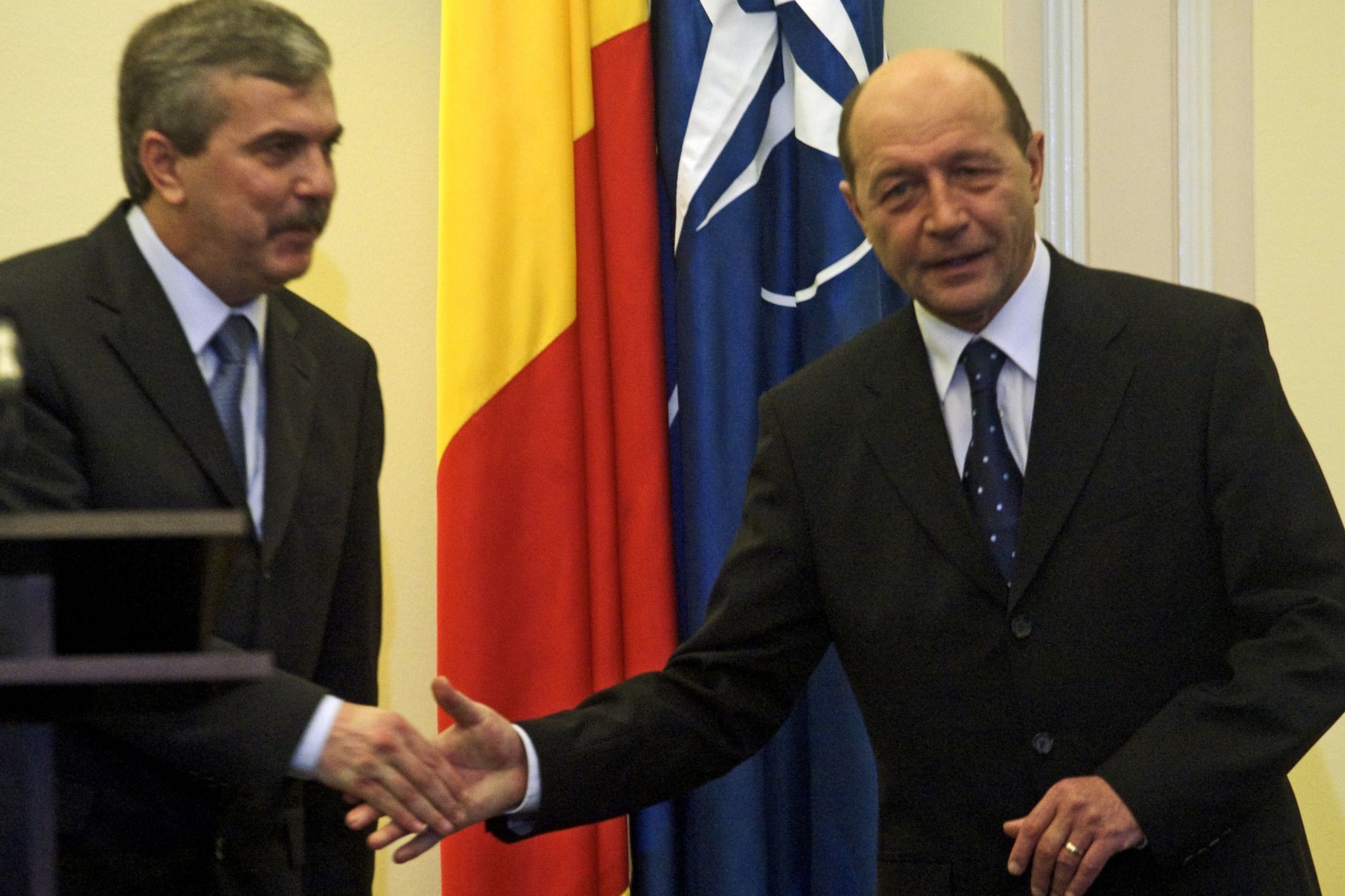 Avocatul lui Dan Nica a adus la MAI decizia CAB privind numirea lui Vasile Blaga
