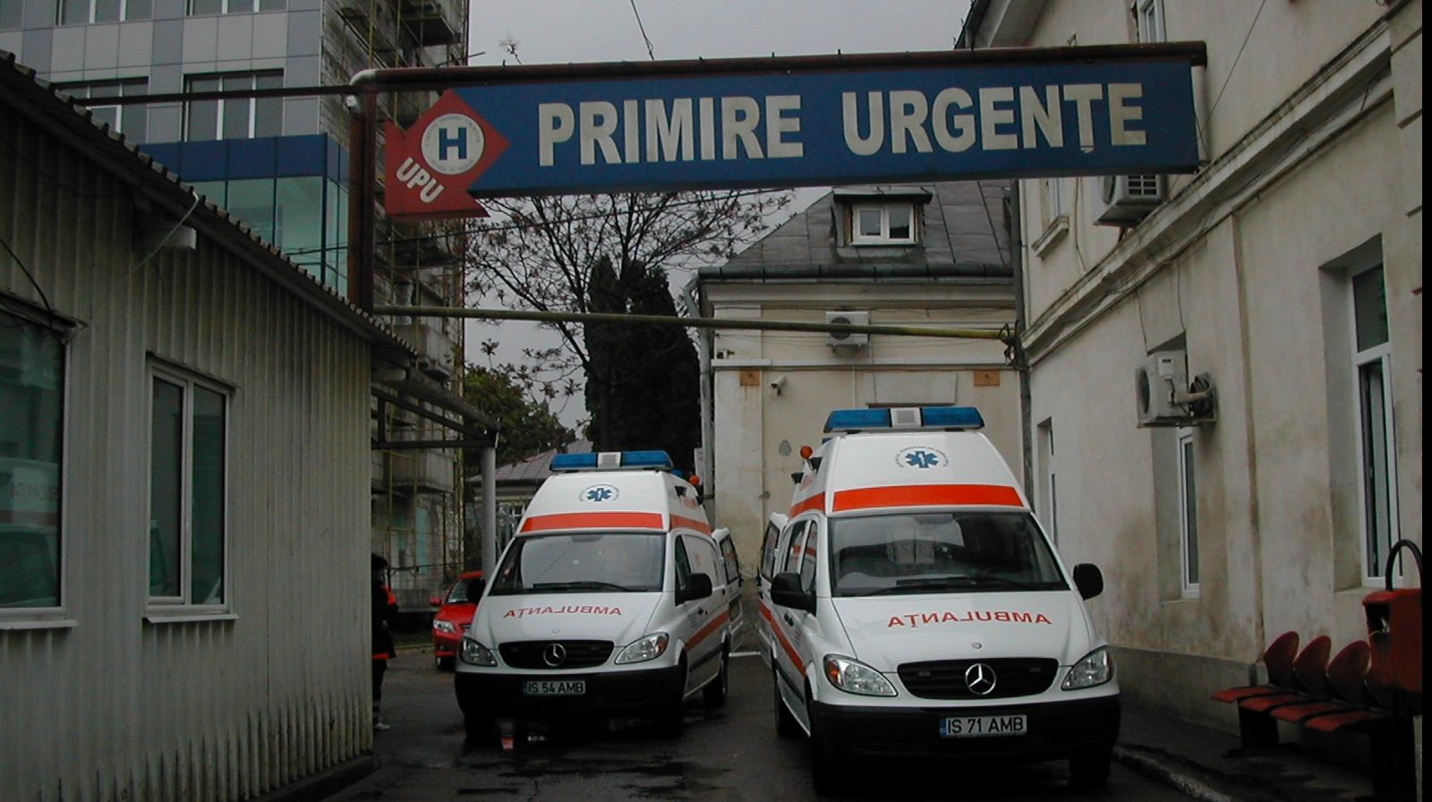 O persoană a fost rănită grav la Iaşi în urma unei explozii