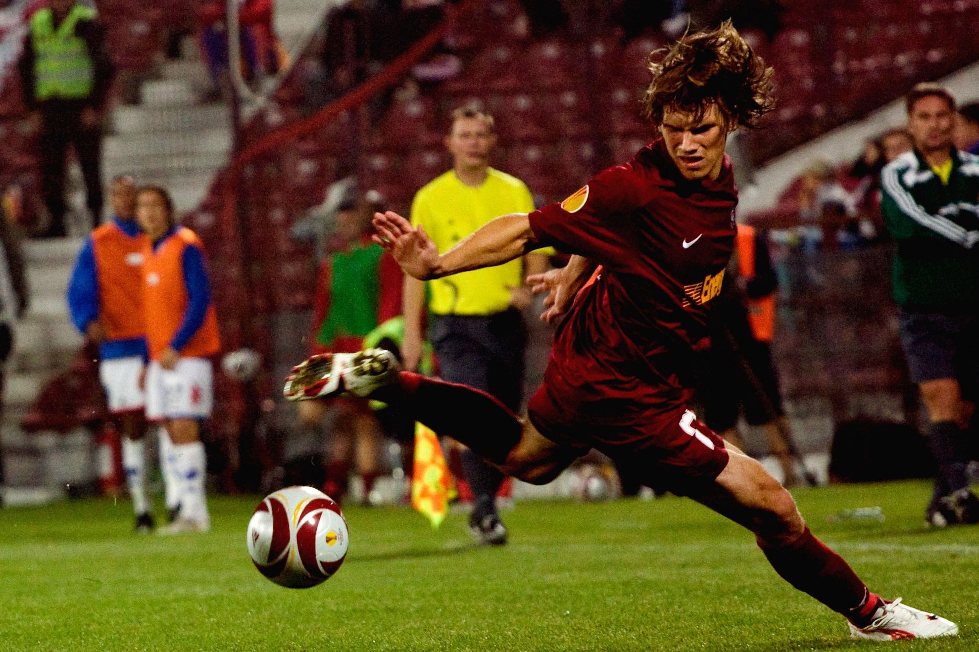 CFR Cluj în semifinalele Cupei, după un meci cu cântec