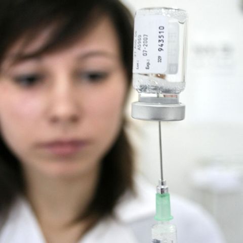 Gripa porcină se răspândeşte, iar Ministerul Sănătăţii a solicitat doze de vaccin
