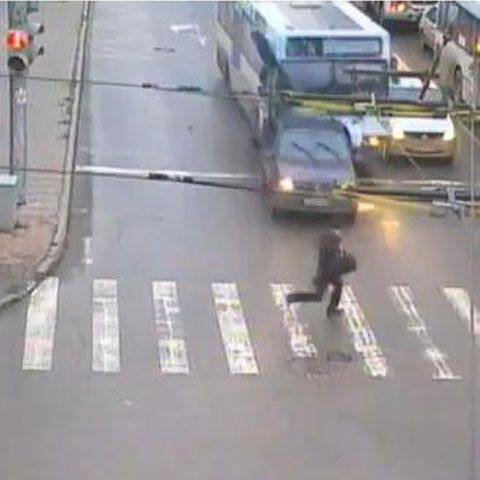 Un rus a scăpat de moarte ca prin minune - VEZI VIDEO