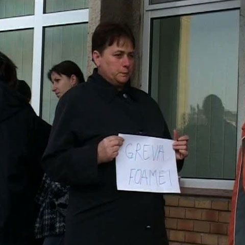 18 angajaţi ai spitalului din Haţeg au intrat în greva foamei 